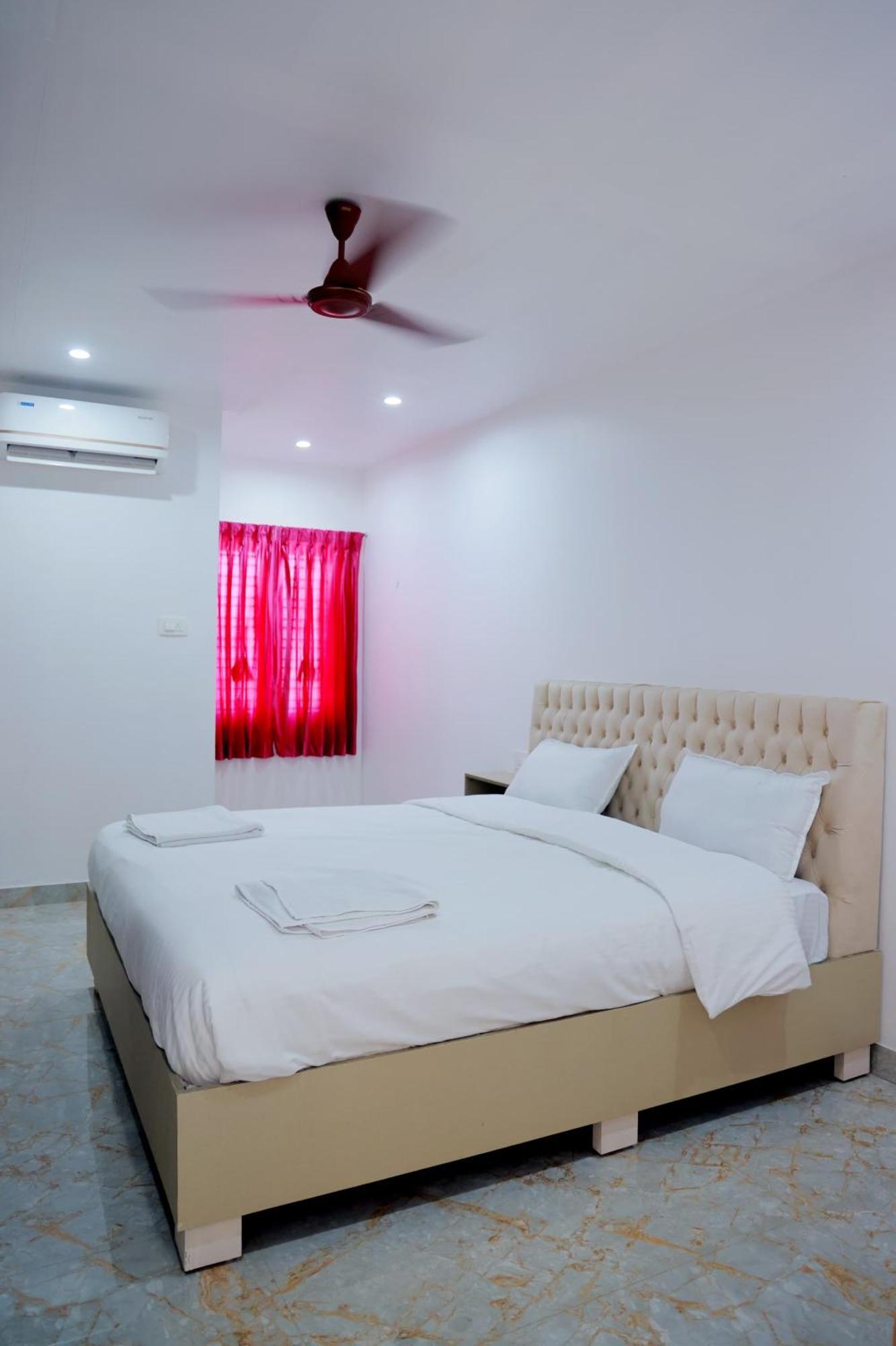 Grand Sangeetham Inn Thiruchendur Exterior photo